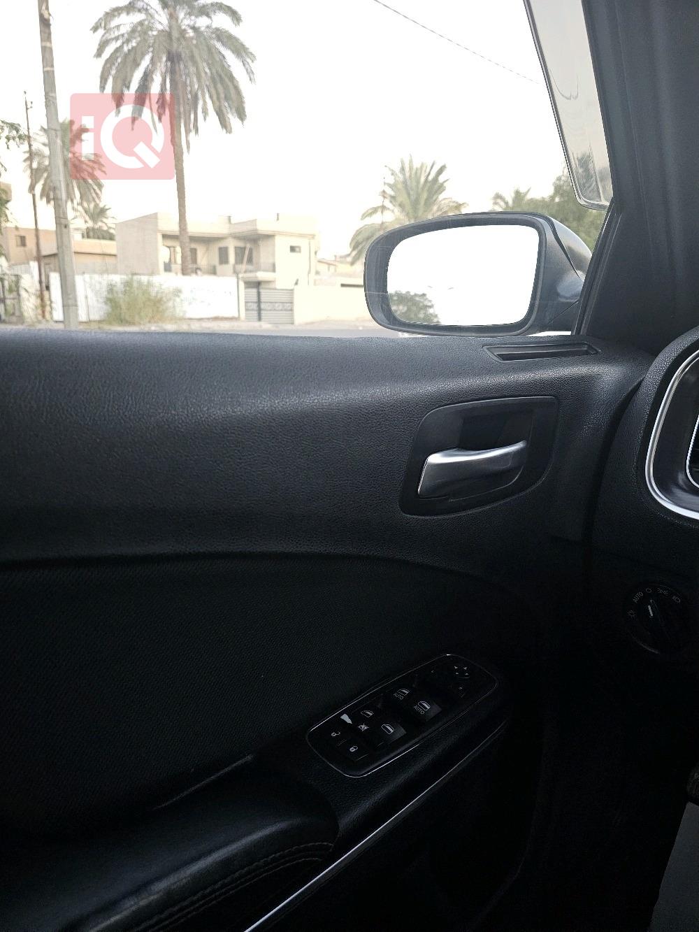 دودج تشارجر